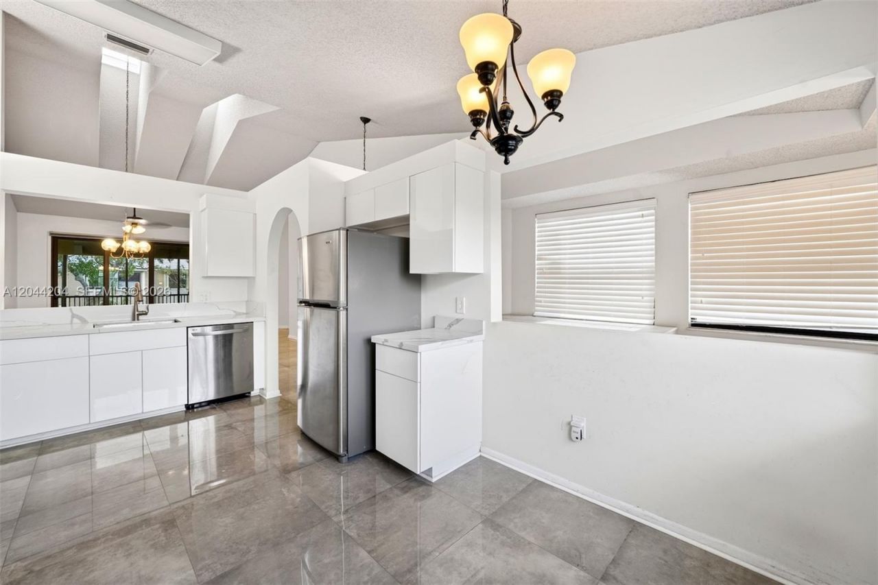 73 NW 98th Ter , Plantation, FL 33324 Photo