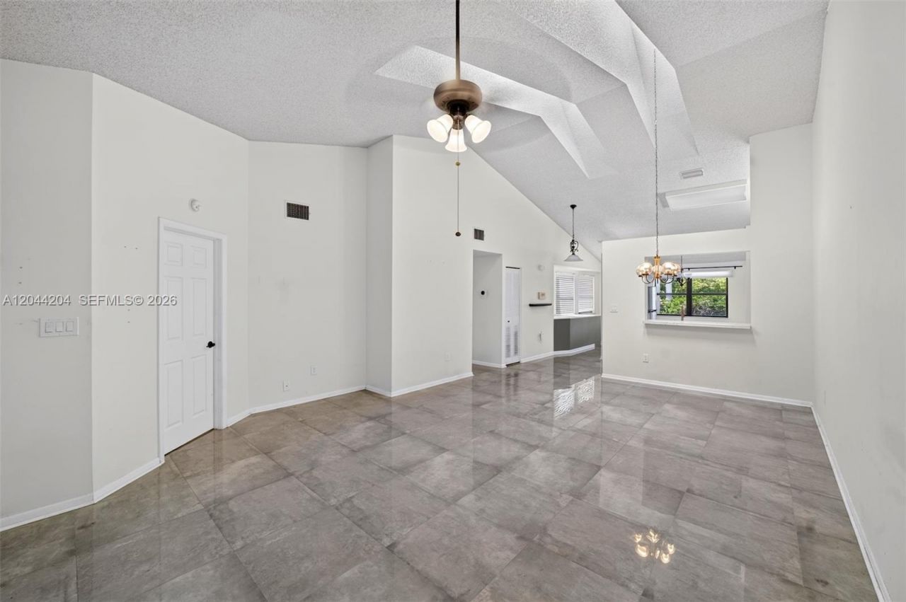 73 NW 98th Ter , Plantation, FL 33324 Photo