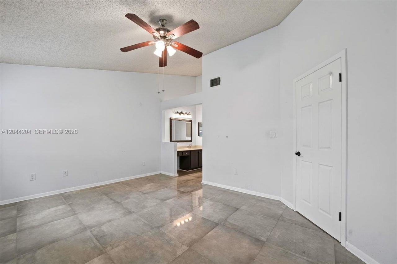 73 NW 98th Ter , Plantation, FL 33324 Photo