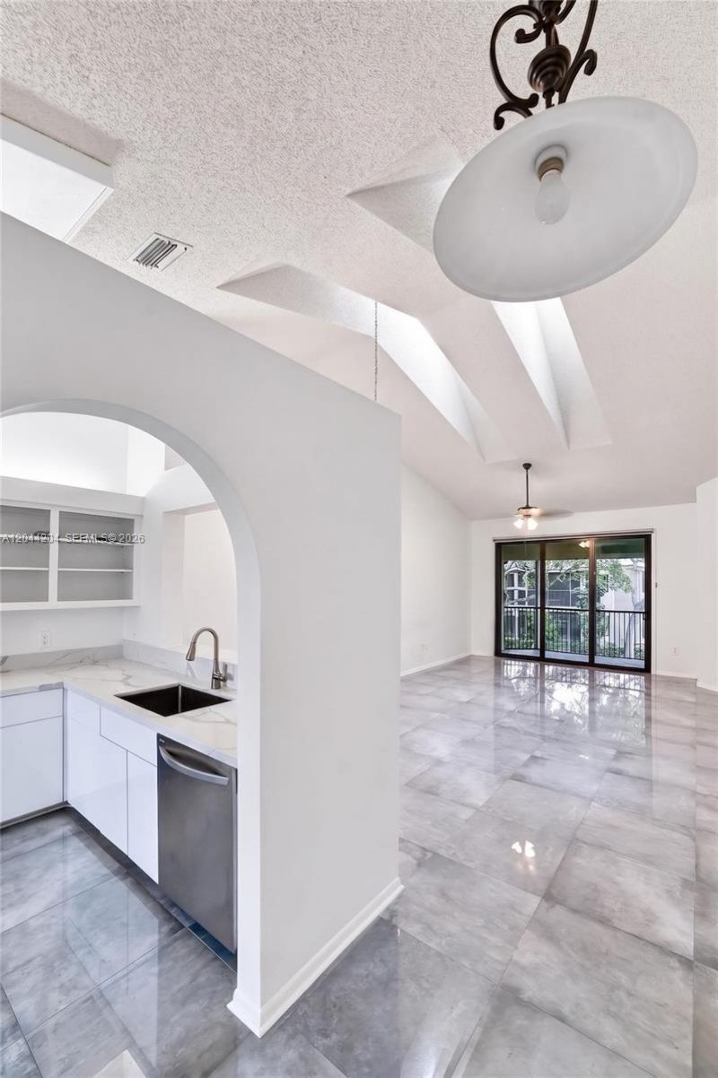 73 NW 98th Ter , Plantation, FL 33324 Photo