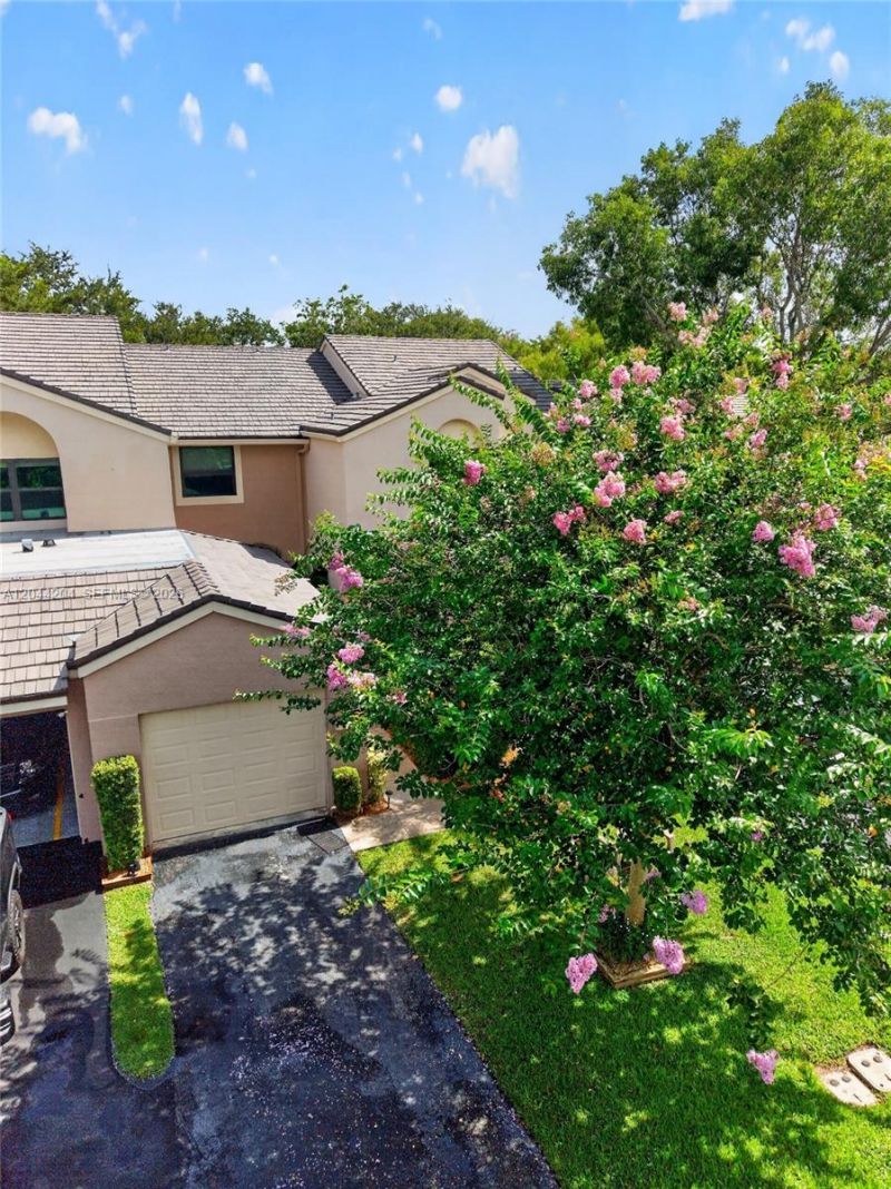 73 NW 98th Ter , Plantation, FL 33324 Photo