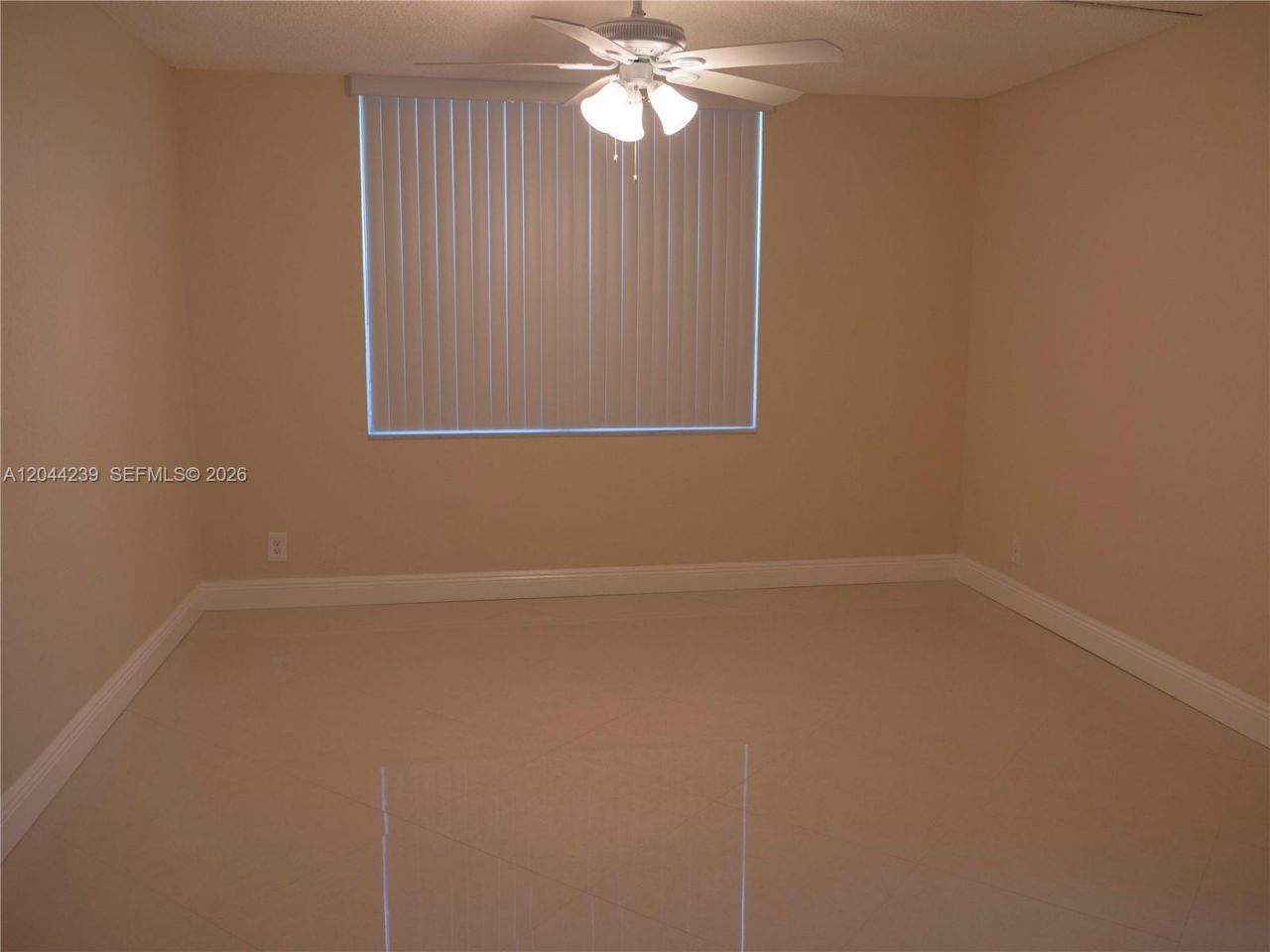 2998 NW 48th Ter , Unit 135, Lauderdale Lakes, FL 33313 Photo