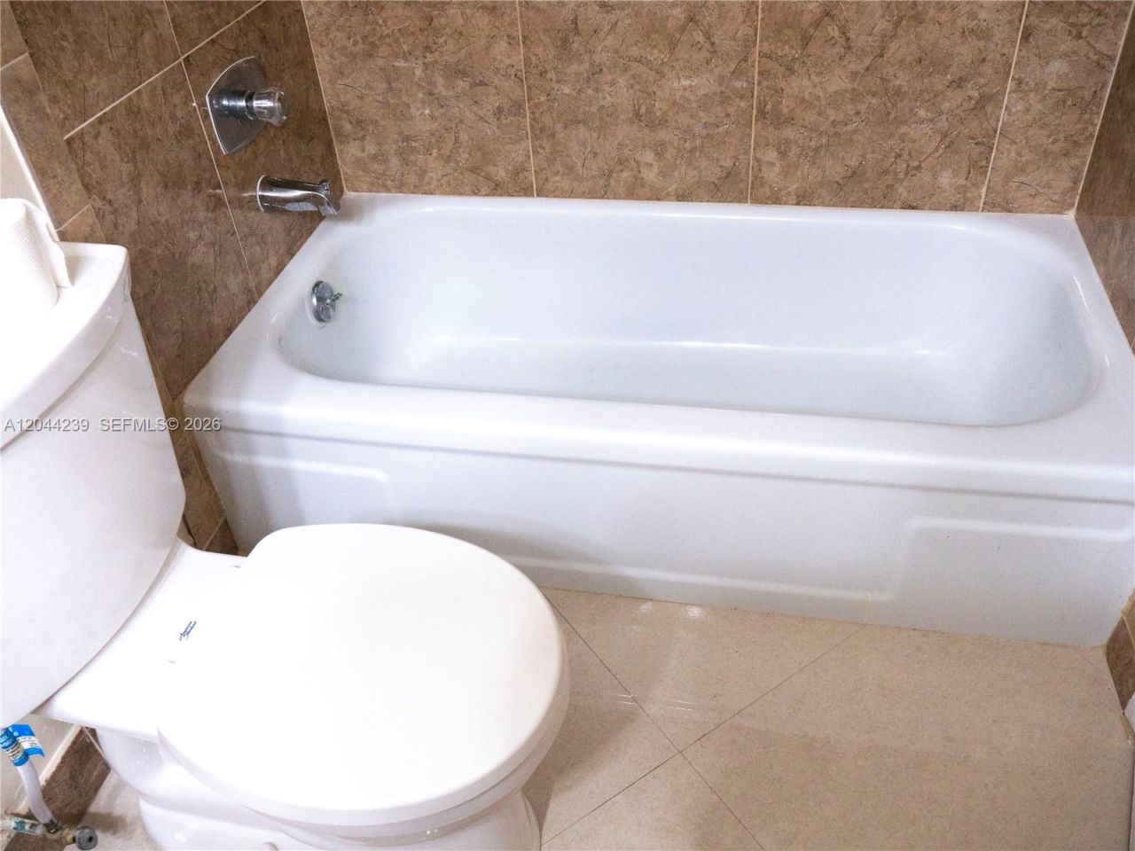 2998 NW 48th Ter , Unit 135, Lauderdale Lakes, FL 33313 Photo
