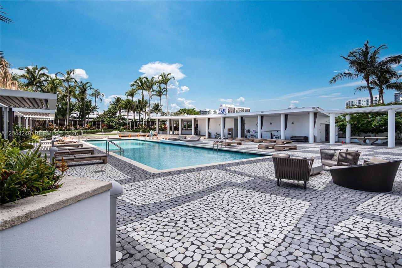 2020 N Bayshore Dr , Unit 3904, Miami, FL 33137 Photo