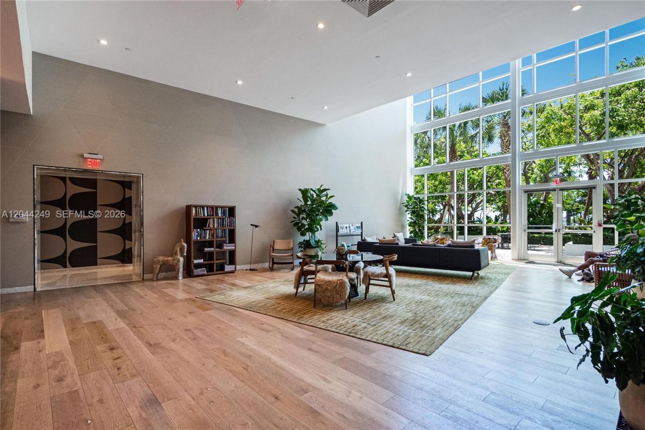2020 N Bayshore Dr , Unit 3904, Miami, FL 33137 Photo