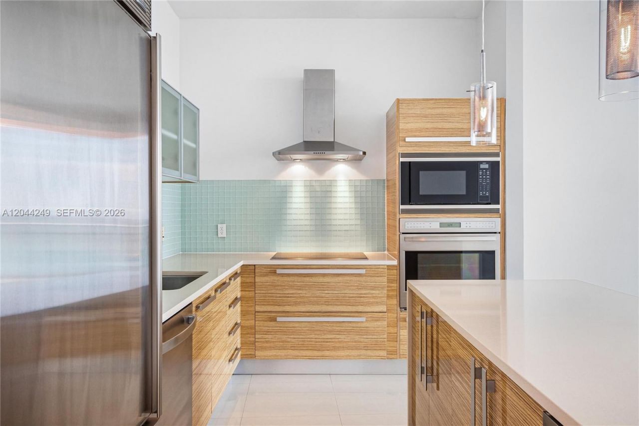 2020 N Bayshore Dr , Unit 3904, Miami, FL 33137 Photo