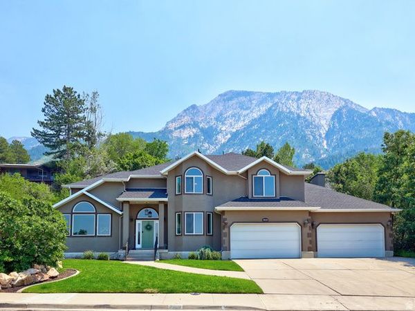 3860 S VIEWCREST DR E, Salt Lake City, UT 84124