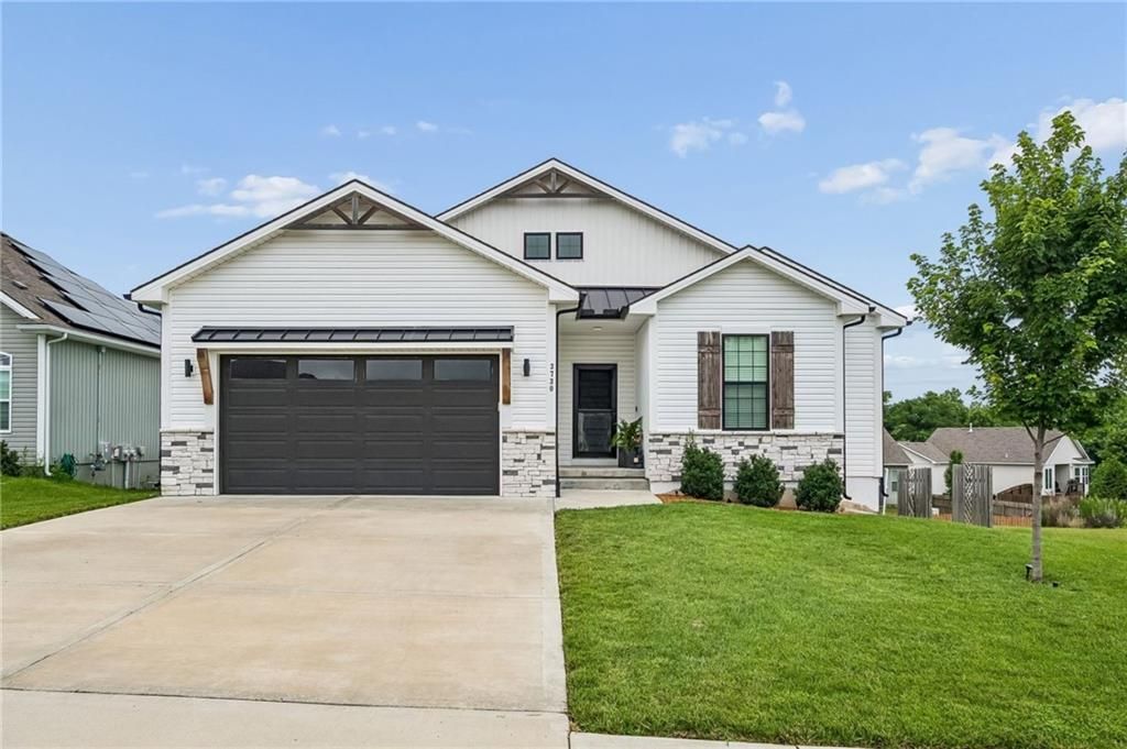 3730 NW 96th Court, Kansas City, MO 64154 Main Photo