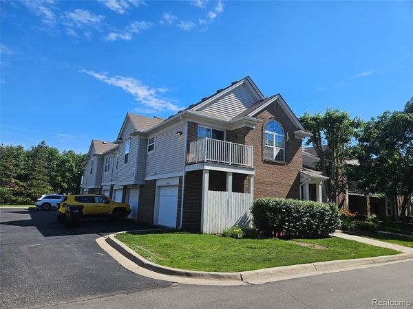 14504 Holborn Drive , Sterling Heights, MI 48313