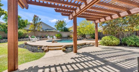 8425 Briggs Dr, Roseville, CA 95747 Photo