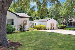 630 Parish Road photo 4