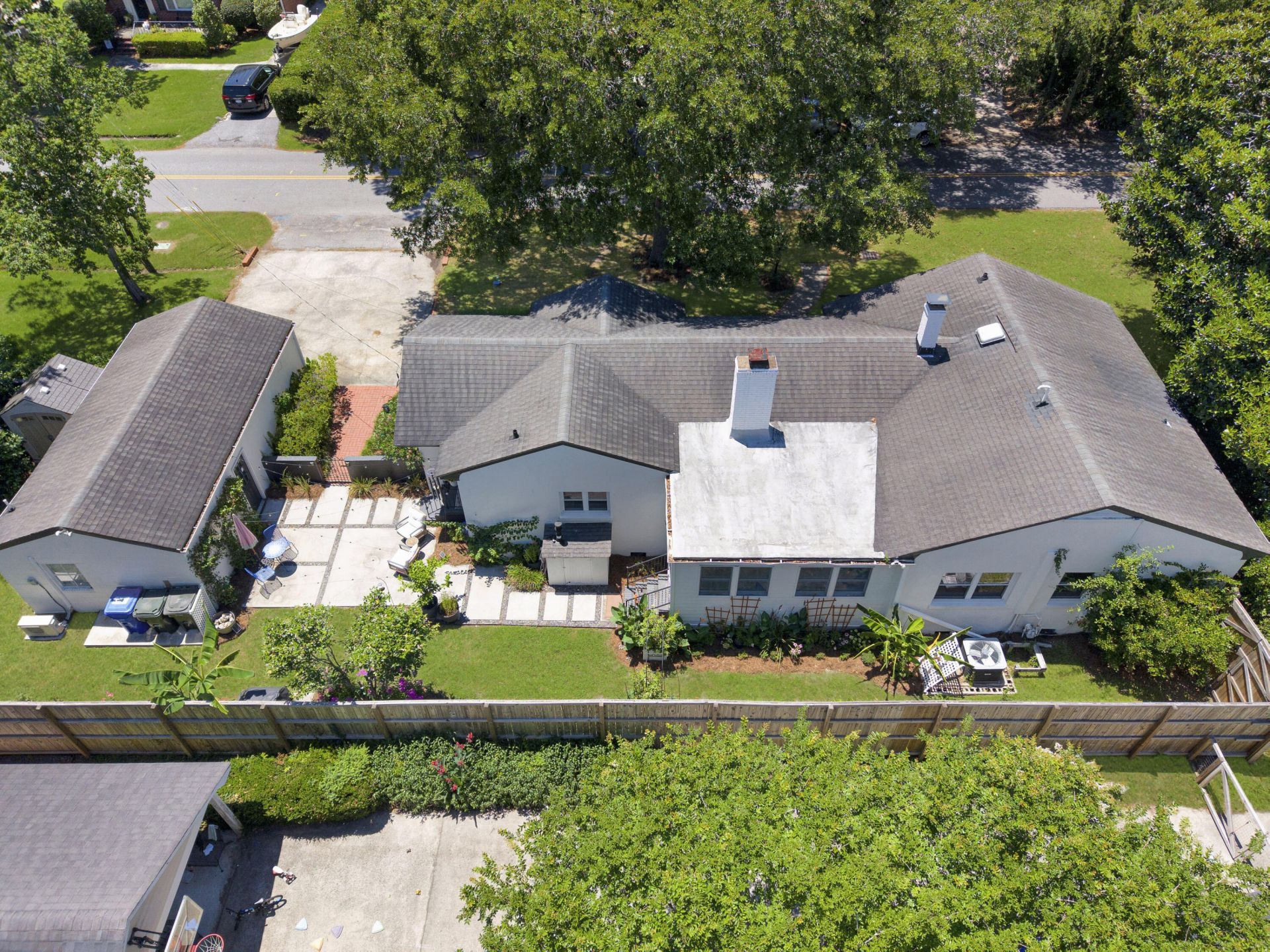 630 Parish Road Photo 46