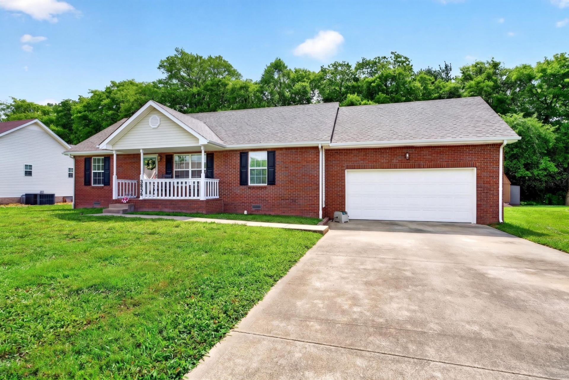 3856 Benjamin Dr, Clarksville, TN 37040 Main Photo