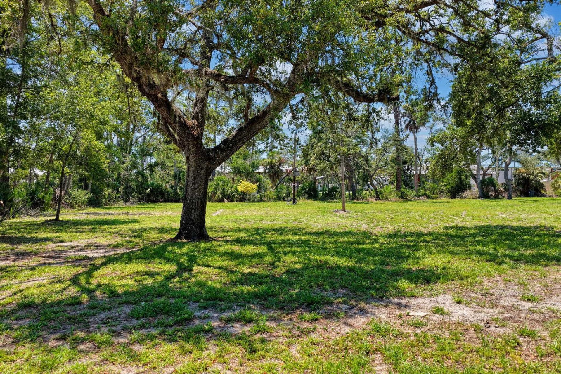 303 NW Second Street, Steinhatchee, FL 32359 Photo