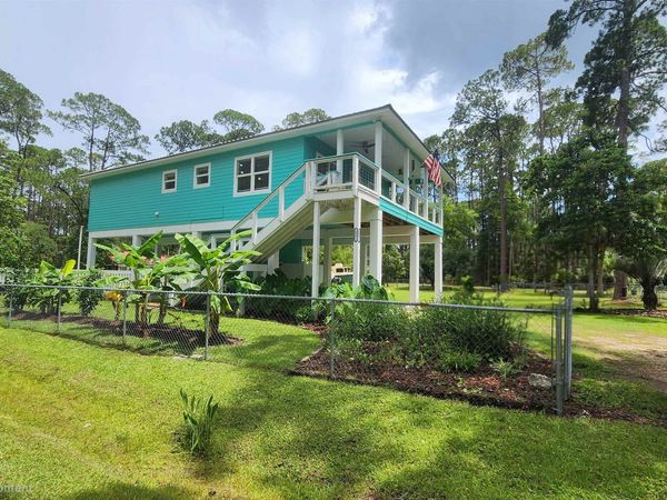 27 CHICKASAW Street , Panacea, FL 32346