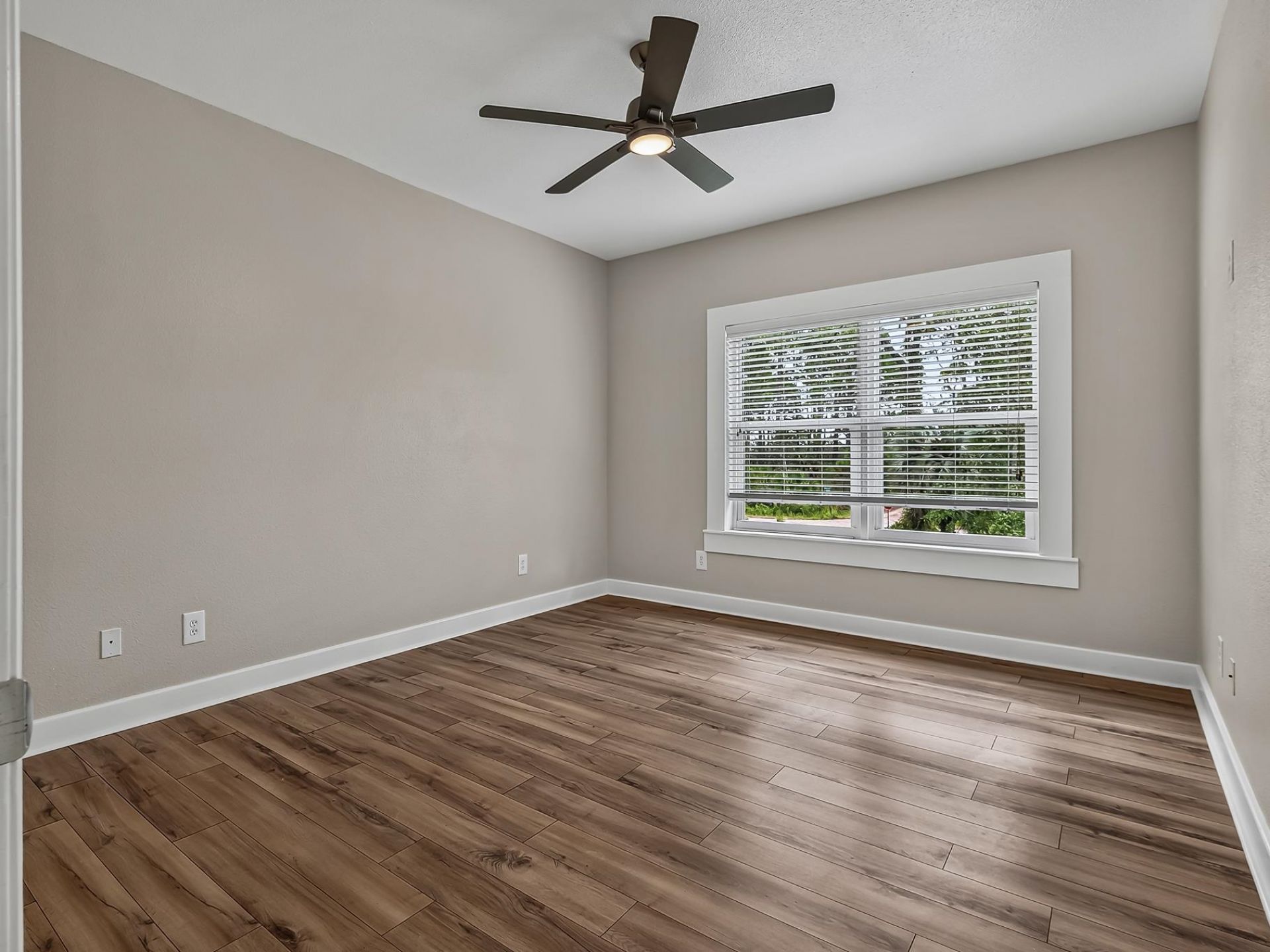27 Chickasaw Street, Panacea, FL 32346 Photo