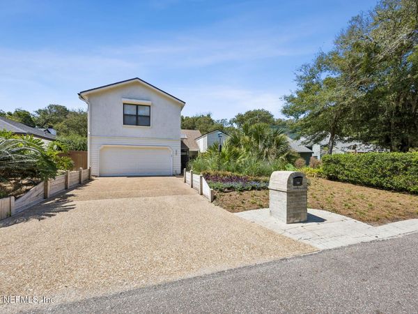 330 GARDEN Lane, Atlantic Beach, FL 32233