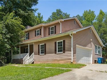 2735 Old Ivy Court, Buford, GA 30519