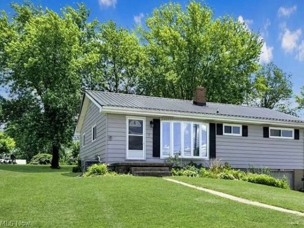 314 Bantam Ridge Road , Wintersville, OH 43953