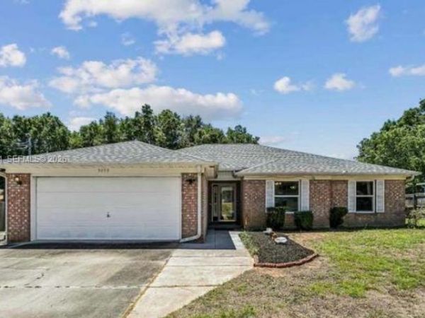 5059 Copperfield Dr , Milton, FL 32571