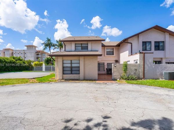 8186 NW 98th Ter , Unit 132, Hialeah Gardens, FL 33016