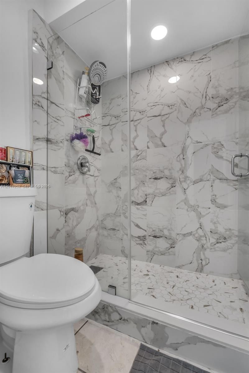 8186 NW 98th Ter, Unit 132, Hialeah Gardens, FL 33016 Photo