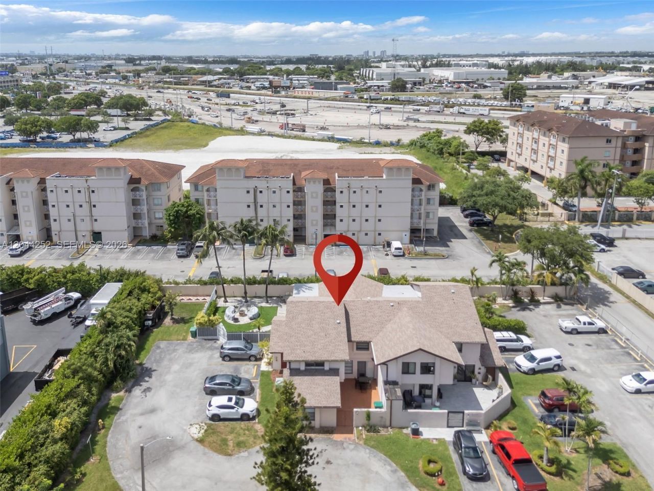 8186 NW 98th Ter, Unit 132, Hialeah Gardens, FL 33016 Photo