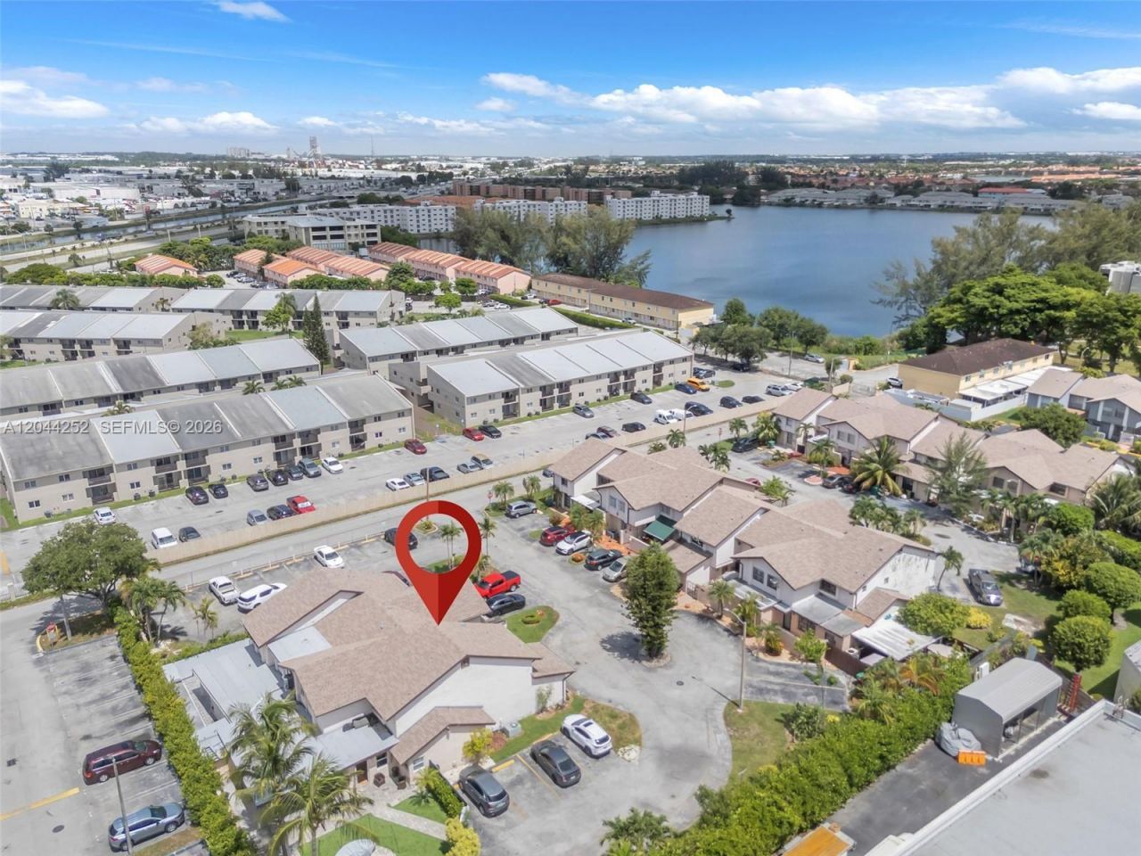 8186 NW 98th Ter, Unit 132, Hialeah Gardens, FL 33016 Photo