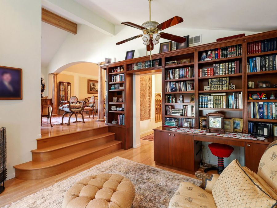 Property Image 38