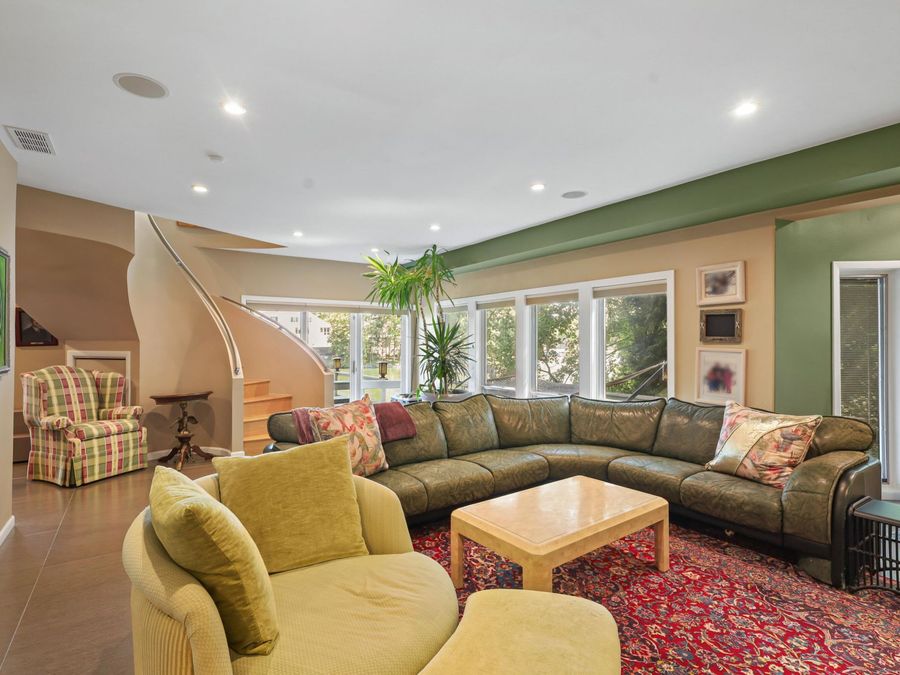 Property Image 52