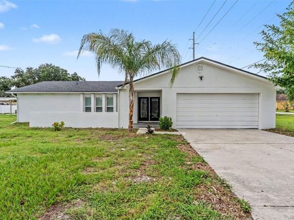 2055 AVENUE C , MULBERRY, FL 33860