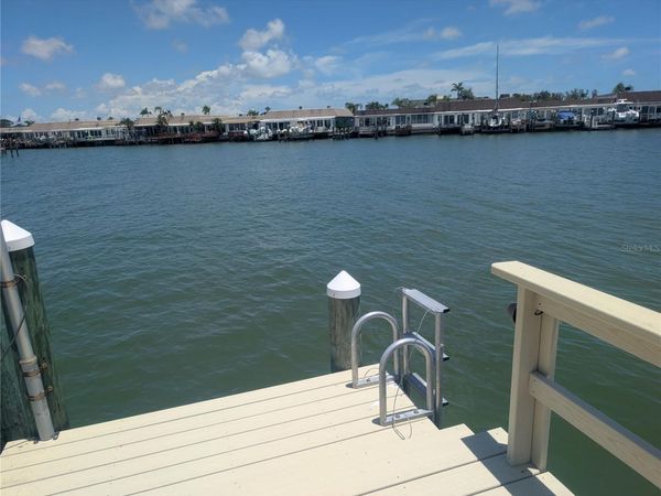 542 BOCA CIEGA POINT BOULEVARD N, Unit 2108, MADEIRA BEACH, FL 33708