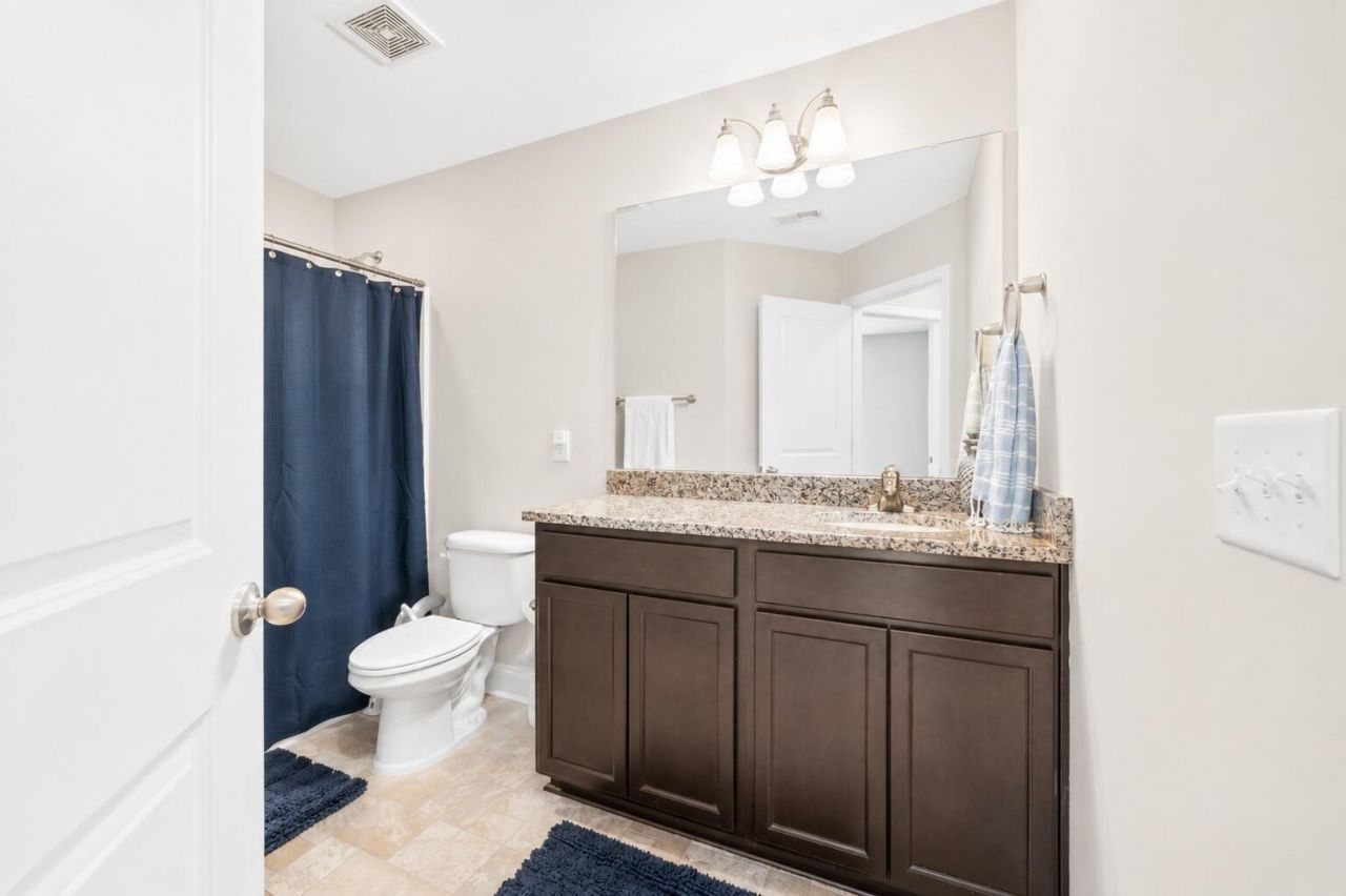 7857 Montview Road Photo 27