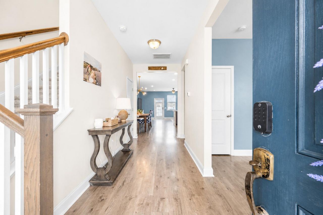 7857 Montview Road Photo 8