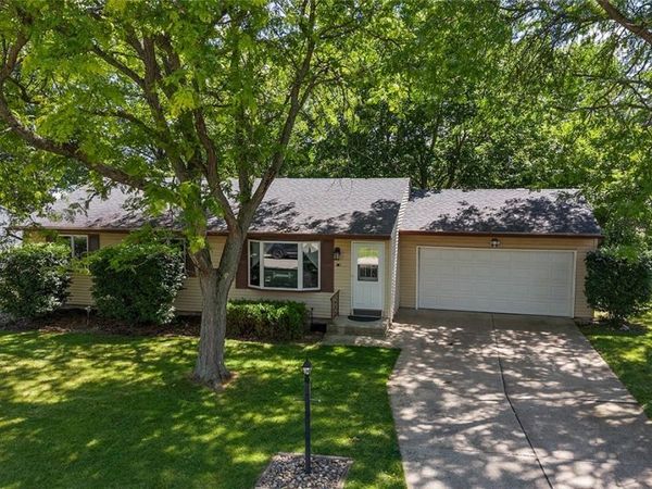 18765 Hearthstone Drive, Strongsville, OH 44136
