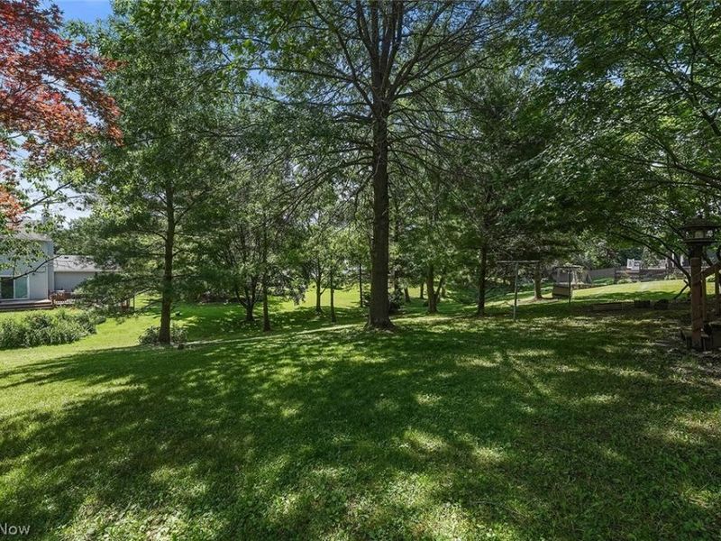 18765 Hearthstone Drive, Strongsville, OH 44136 Photo 38