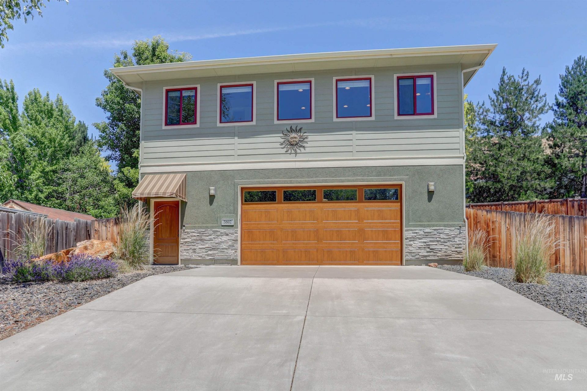 5802 E Woodcross Dr, Boise, ID 83716 Main Photo