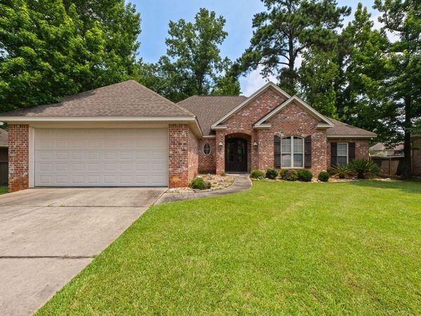 48 Summerbrook, Hattiesburg, MS 39402