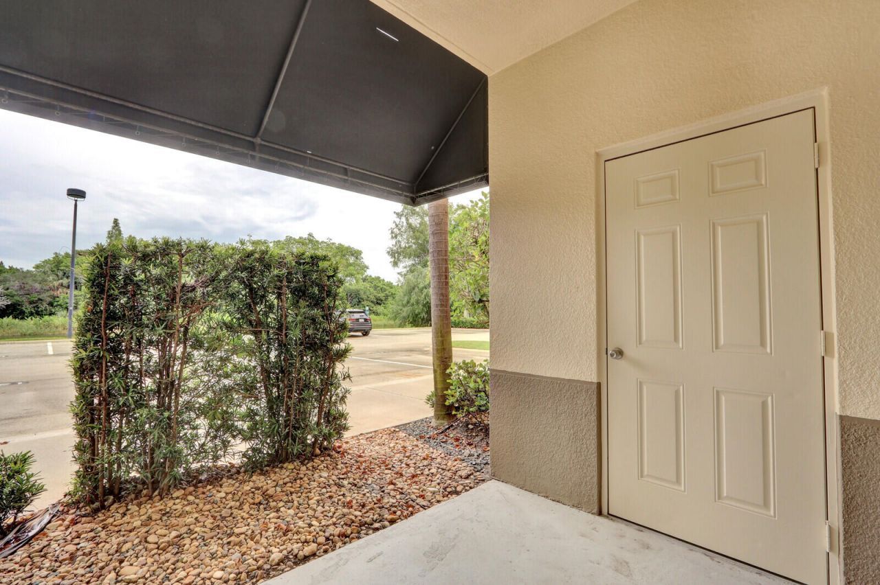 4903 Midtown Lane, Unit 3114, Palm Beach Gardens, FL 33418 Photo
