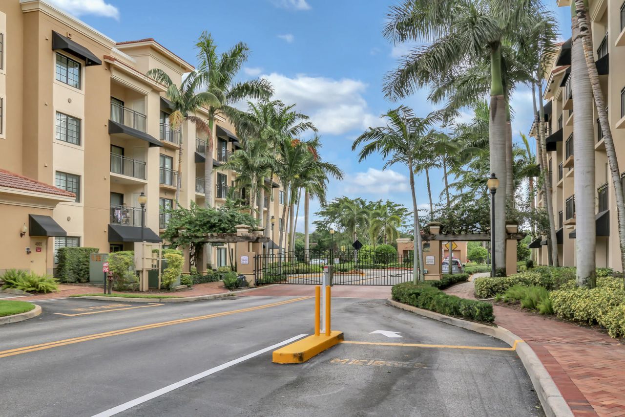 4903 Midtown Lane, Unit 3114, Palm Beach Gardens, FL 33418 Photo