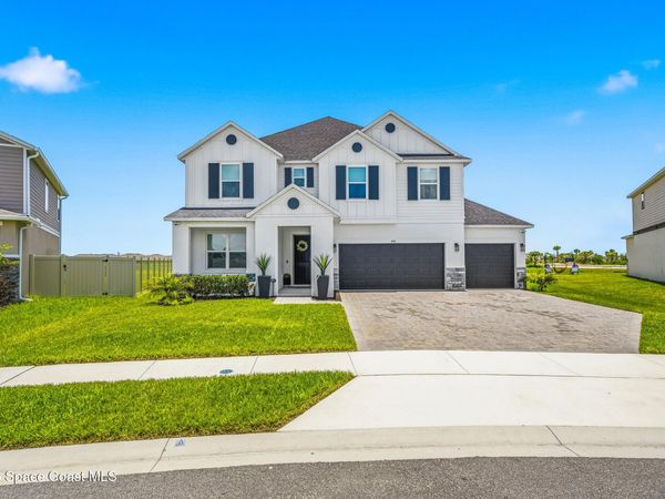 446 Glaspell Circle SE, Palm Bay, FL 32909