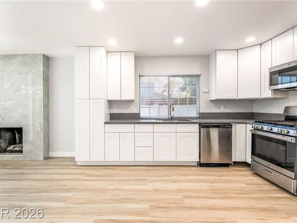 2535 Congress Avenue , Las Vegas, NV 89121