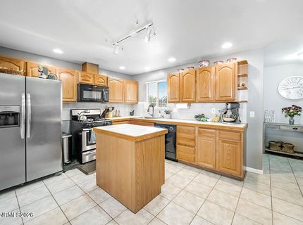 177 Emerson Way, Sparks, NV 89431 Photo