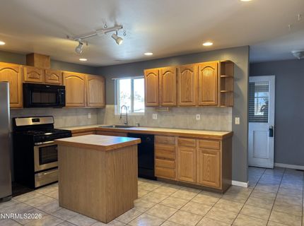 177 Emerson Way, Sparks, NV 89431 Photo