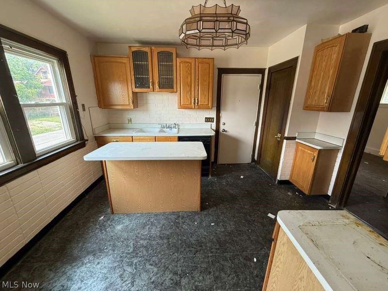 3568 E 110th Street, Cleveland, OH 44105 Photo 22
