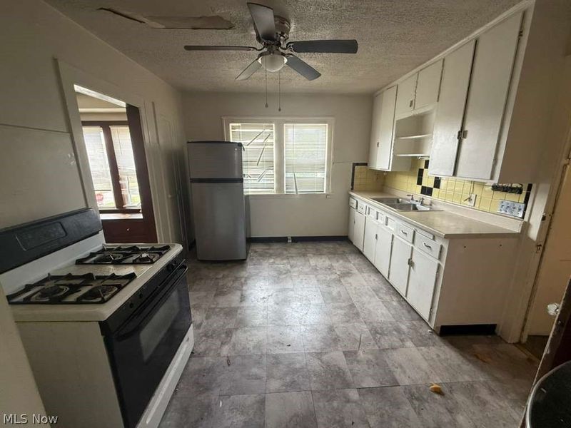 3568 E 110th Street, Cleveland, OH 44105 Photo 7
