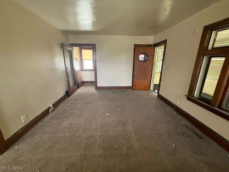 3568 E 110th Street, Cleveland, OH 44105 Photo 9