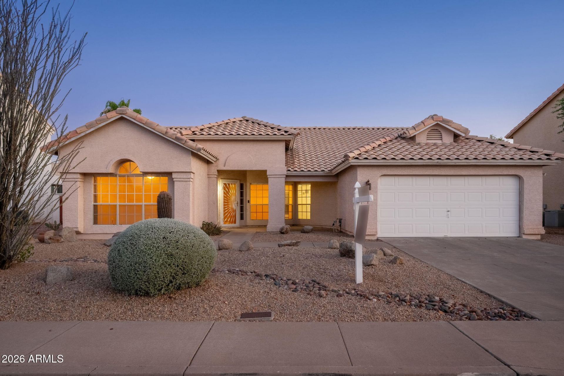 4139 E Siesta Lane, Phoenix, AZ 85050 Main Photo