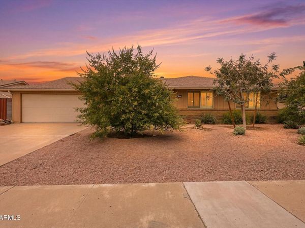 11016 W MEADE Drive, Sun City, AZ 85351