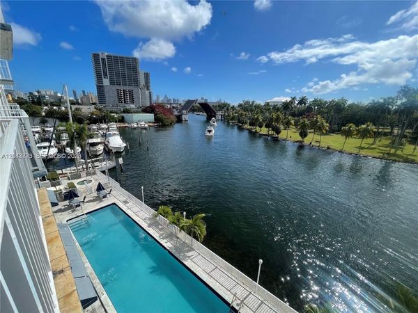 1740 NW N River Dr , Unit 517, Miami, FL 33125